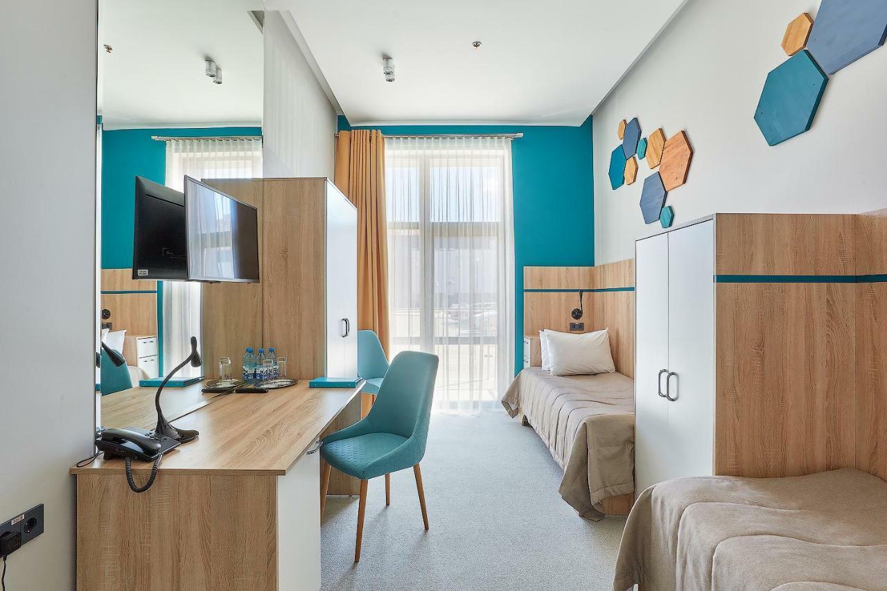 Aqua-Minsk Hotel Plus Ngoại thất bức ảnh